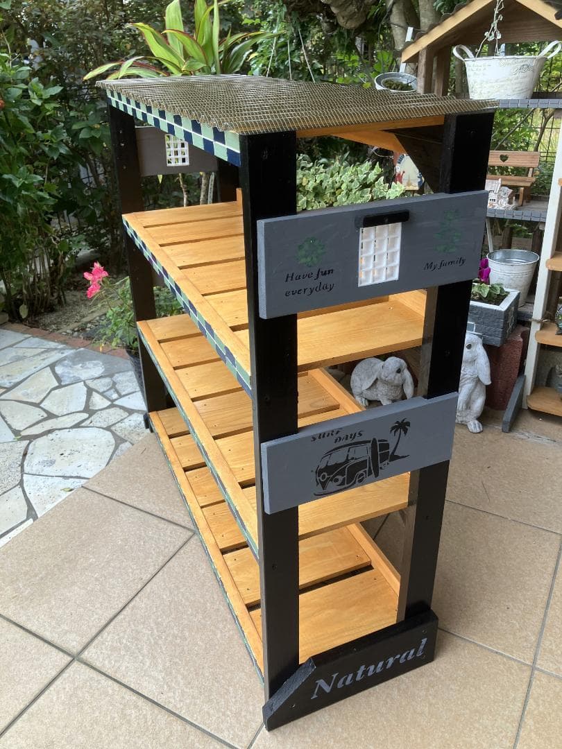 NO 22 横幅最大の多肉植物4段棚、 簡単移動 、屋根付き、出窓設置