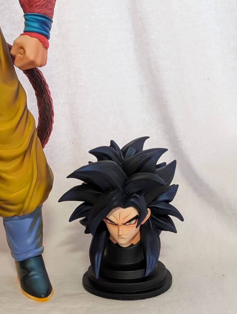 超サイヤ人4 悟空ドラゴンボール フィギュア 30cm