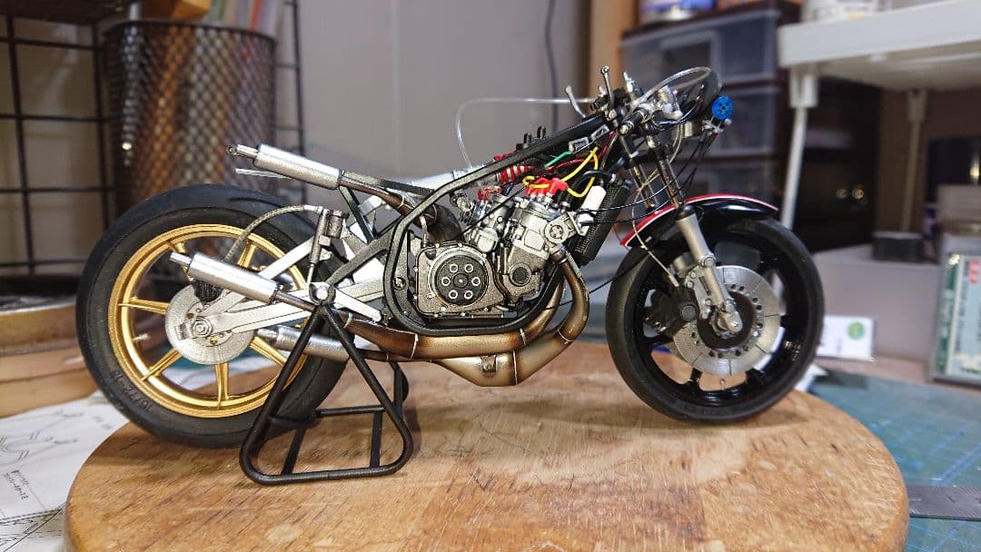 タミヤ ヤマハYZR500 汚れた英雄仕様