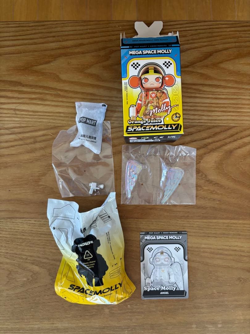 popmart MEGA SPACE MOLLY 100% シークレット　4