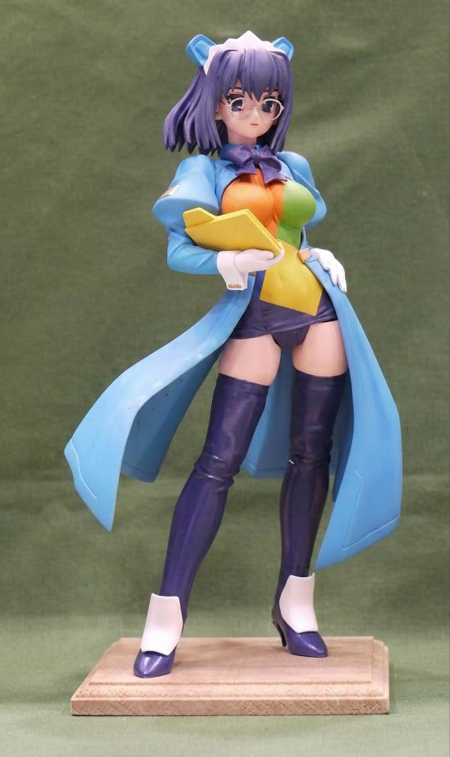 とらぶる・うぃんどうず 帝国外渉官 ガレージキット 2K ガレキ