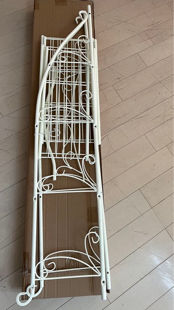 アイアンラック4段　送料込み