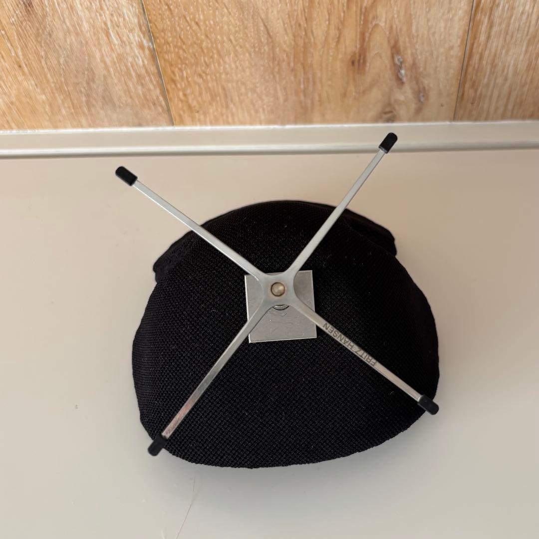 フリッツハンセン ミニチュアスワンチェア