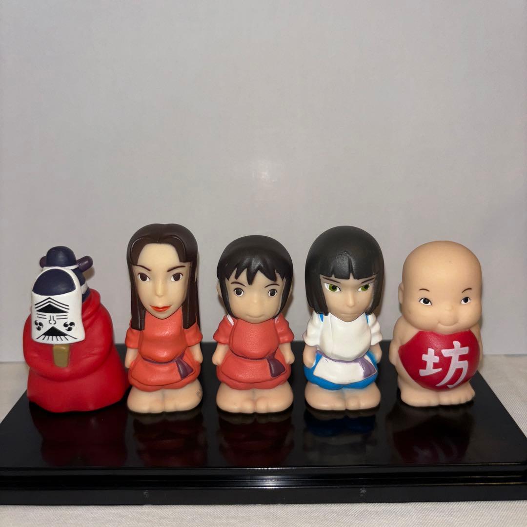 廃盤 ジブリ 指人形 千と千尋の神隠し リニューアル前 - メルカリ