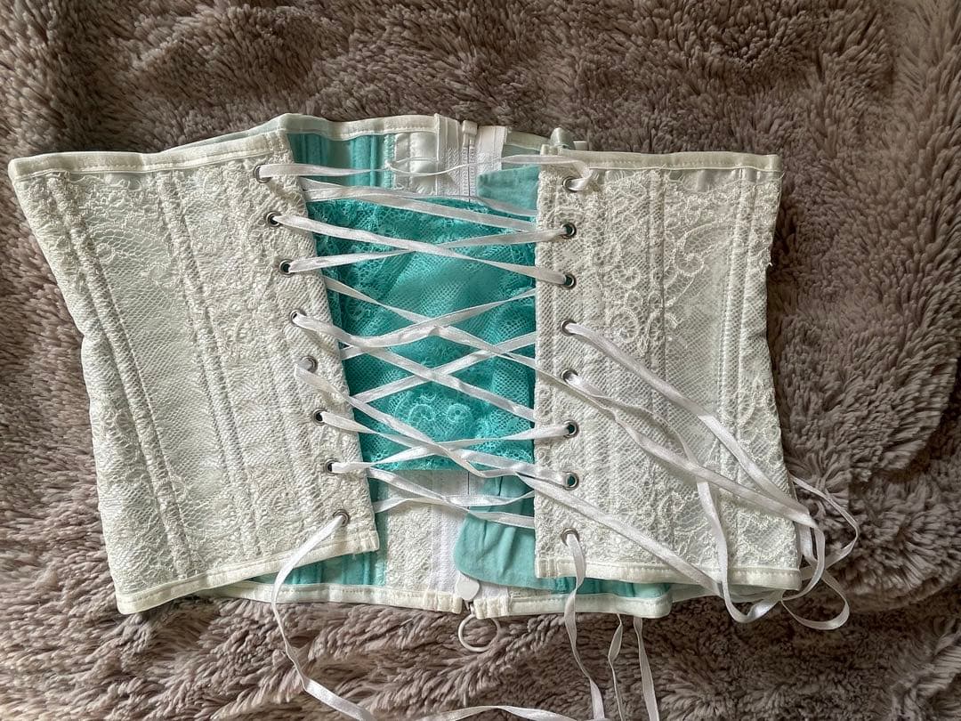 【定価¥15,074】 Miss Grace (Mサイズ)