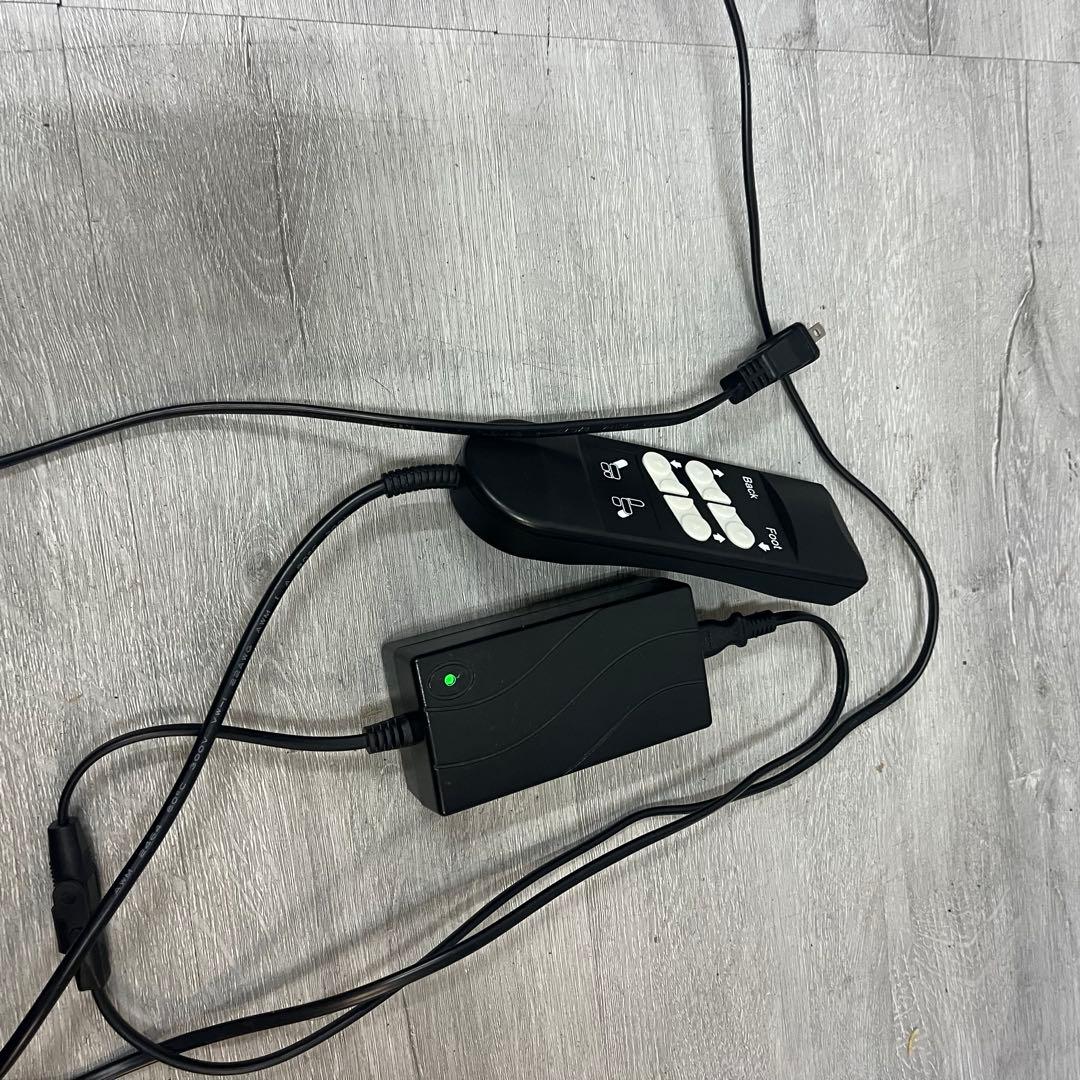 リクライニングチェア　セブンビューティー　マツエク　アイリス