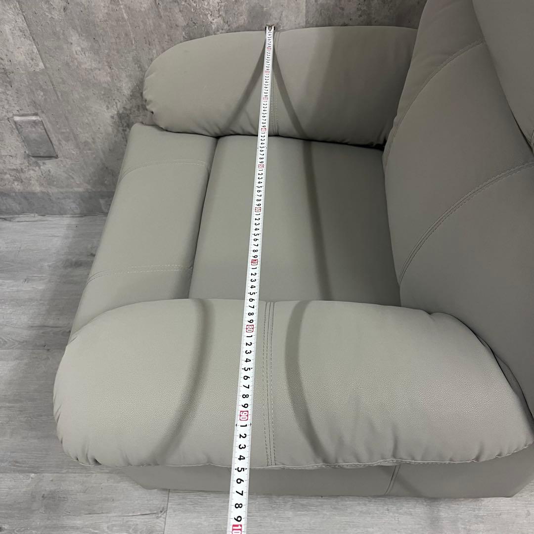 リクライニングチェア　セブンビューティー　マツエク　アイリス