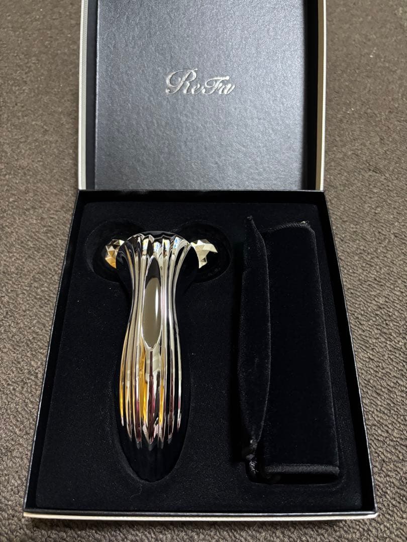 ReFa 美顔ローラー RM-CR2339B MTG - メルカリ