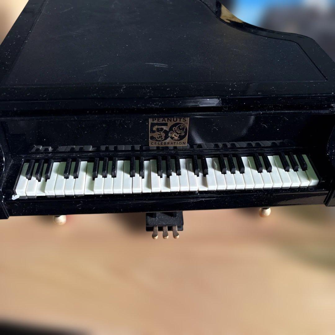 S2142 スヌーピー　オルゴール　ウッドストック　ピアノ　50周年記念