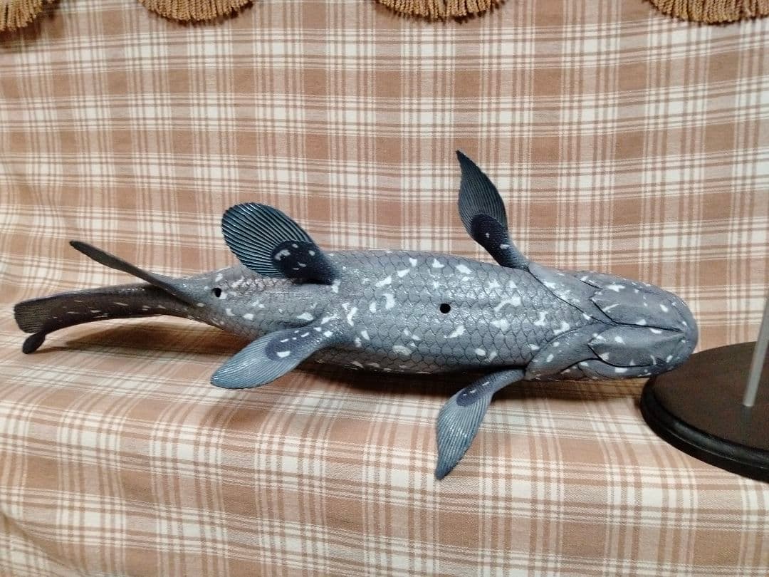 ハンドメイド　61cmシーラカンス　フィギュア　レプリカ　オブジェ　化石魚