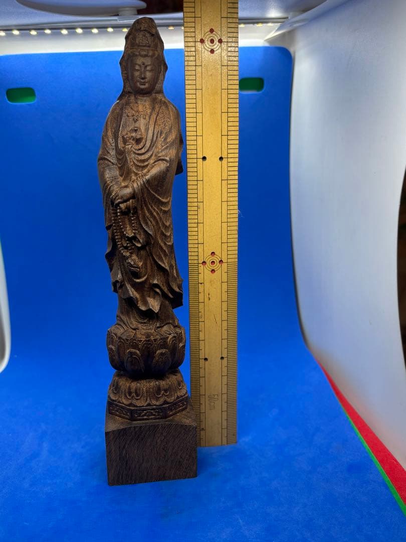 柬埔寨菩薩棋沈香 精雕観音像 小型仏堂供養用 5468