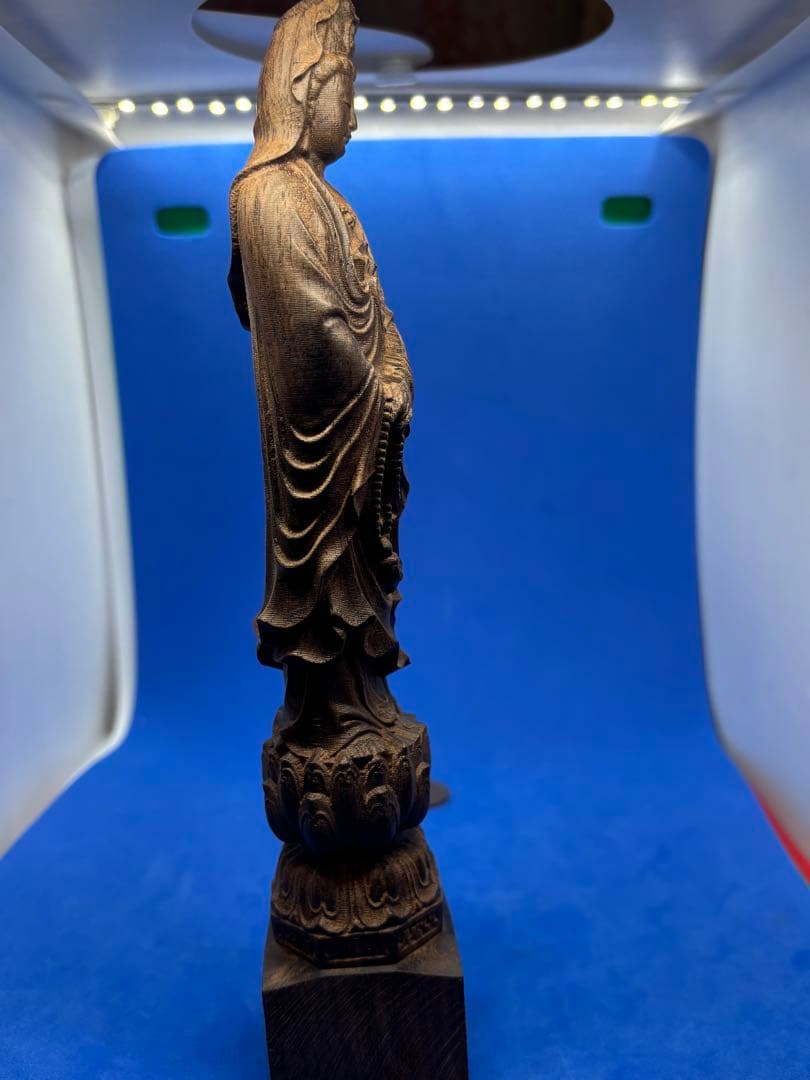 柬埔寨菩薩棋沈香 精雕観音像 小型仏堂供養用 5468