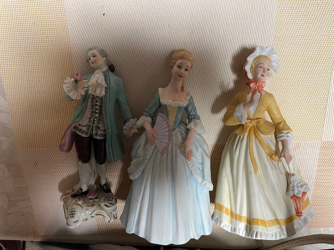 ロココ様式 陶磁器 置物 3体
