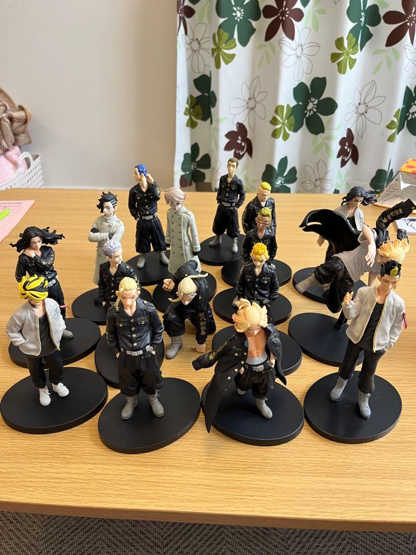 東京リベンジャーズ フィギュア16体セット フィギュア - メルカリ