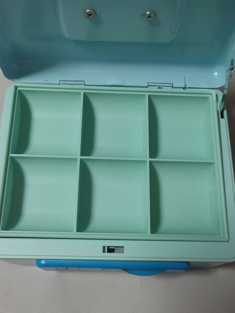 ハローキティ　2000年　フラワー　印鑑ケース・手提げ金庫