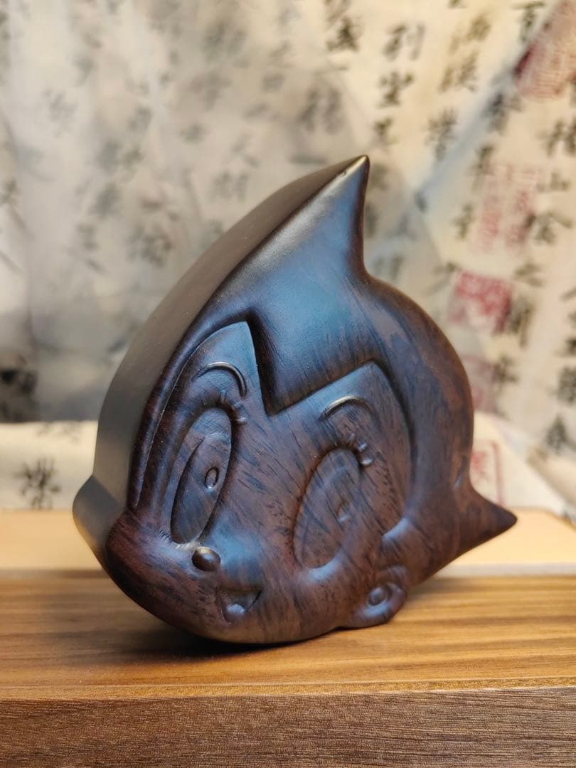 鉄腕アトム 黒檀のペーパーウェイト 限定 雑貨 手塚治虫 インテリア