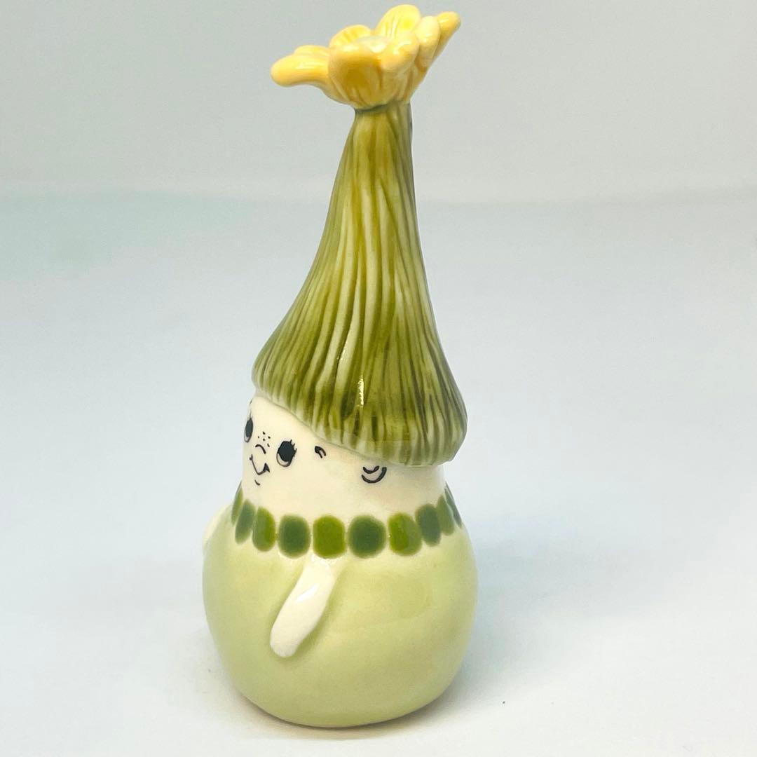 【陶芸家】うえのえみ ちび人形 サイン入り お花帽子　5.5cm