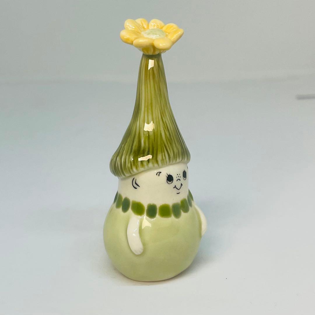 【陶芸家】うえのえみ ちび人形 サイン入り お花帽子　5.5cm