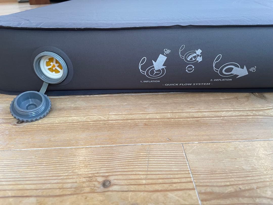 Coleman エアーマットレス　シングル・ダブル