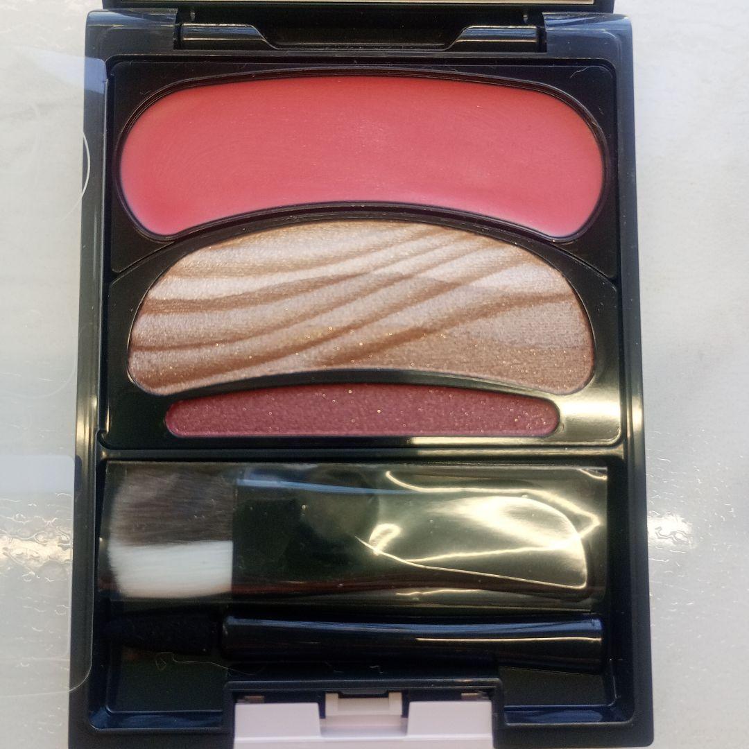 AUBE ブラシひと塗りシャドウN15 レッド - メルカリ