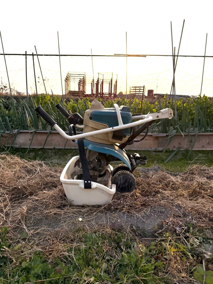 マキタ 電動耕運機 MUK360DZ｜バッテリー2本＋充電器付｜動作良好