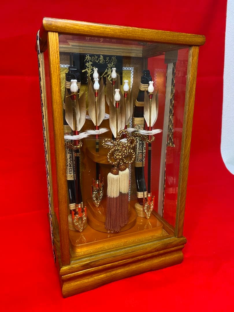 東京久月　破魔弓　コンパクトガラスケース８号・間口約２２×奥行約１８×高約３７㎝