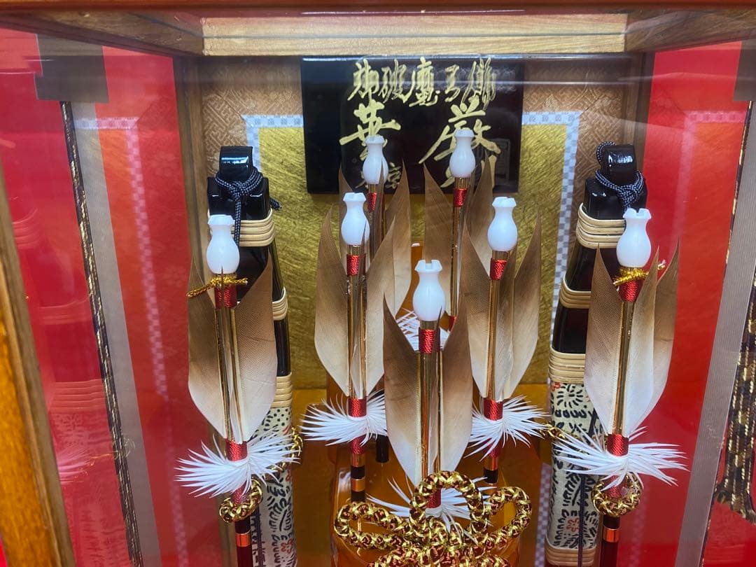 東京久月　破魔弓　コンパクトガラスケース８号・間口約２２×奥行約１８×高約３７㎝