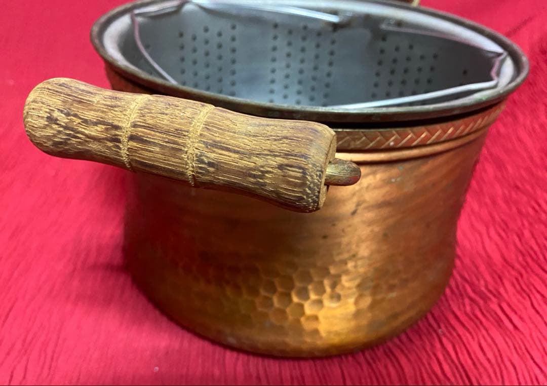 アンティーク⭐️2重仕立て銅製の打ち出し深鍋⭐️木製ハンドル