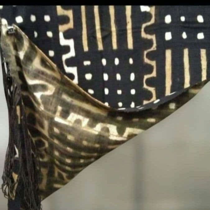 アフリカ　マリ共和国　ボゴラン7列帯　泥染め　　タペストリー