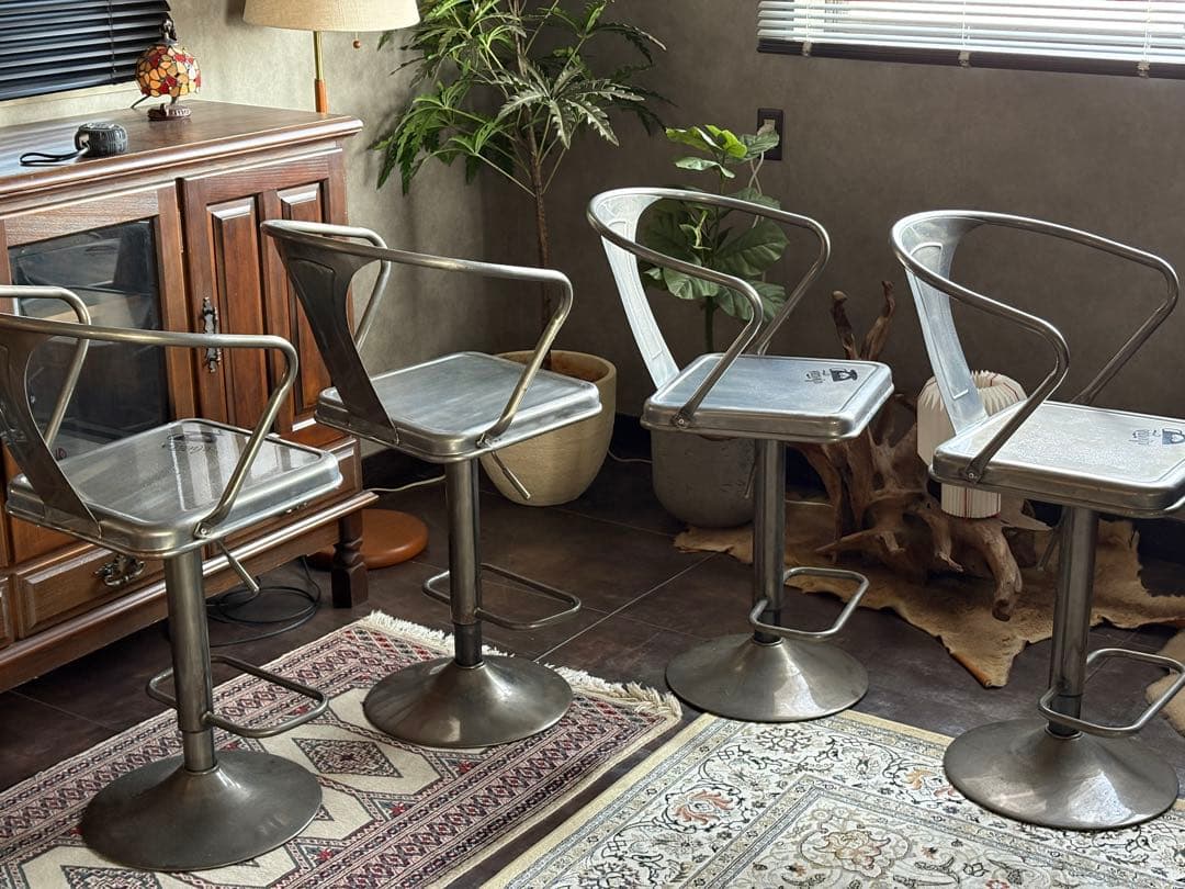 アメリカン　ブリキ調　カウンターチェア　バーカウンター　バーチェア　４脚　nZ