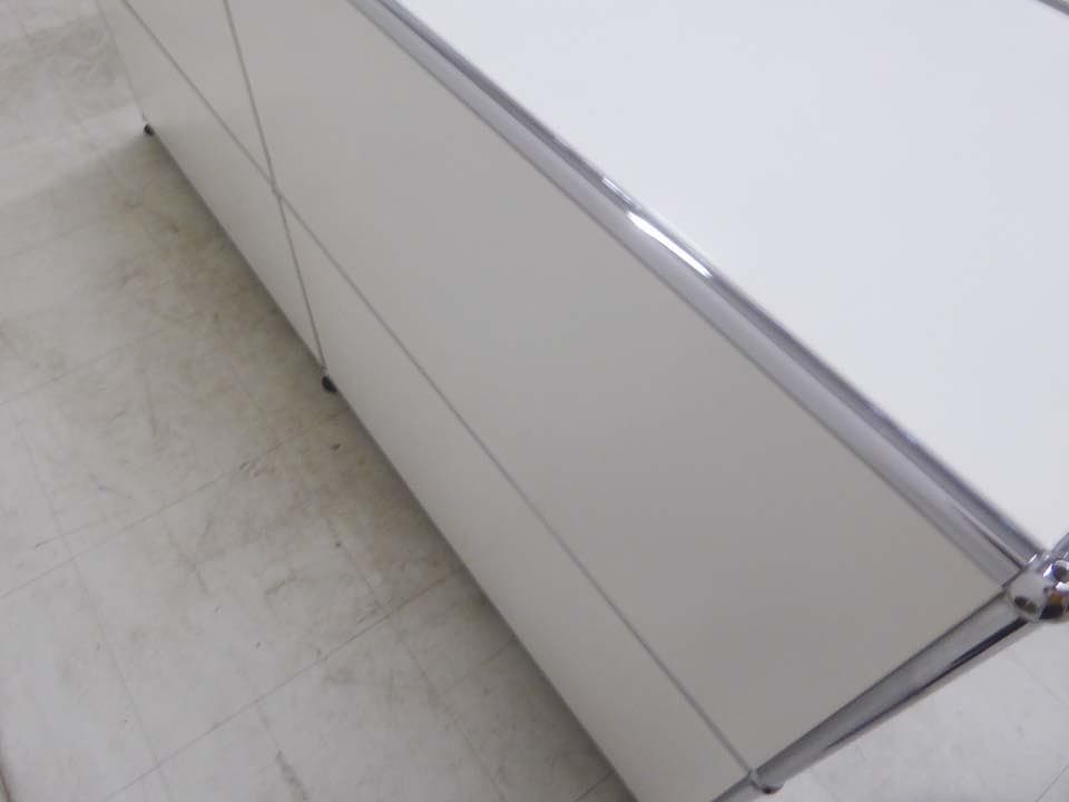 美品■USM Haller USMハラー■2列2段 キャビネット 収納 ホワイト