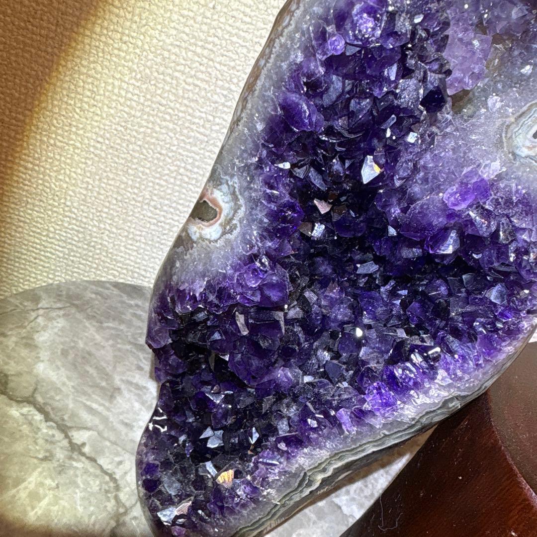 ウルグアイ産♡アメジストドーム♡2色カラー♡2.8kg フラワー♡天使の指紋付き