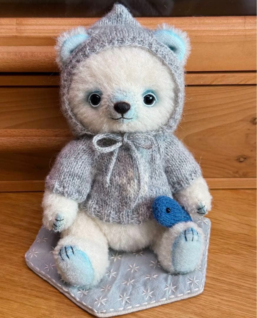 北極熊ちゃんは寒がらない アーティストベア テディベア ハンドメイド 海外作家様