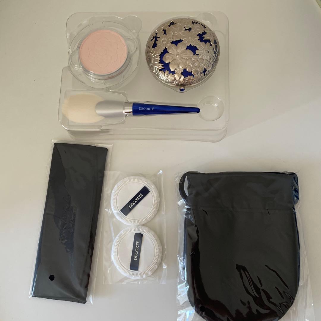 ぐ*ん様 年末特価コスメデコルテ　マルセルワンダースコレクション　フェイスパウダ