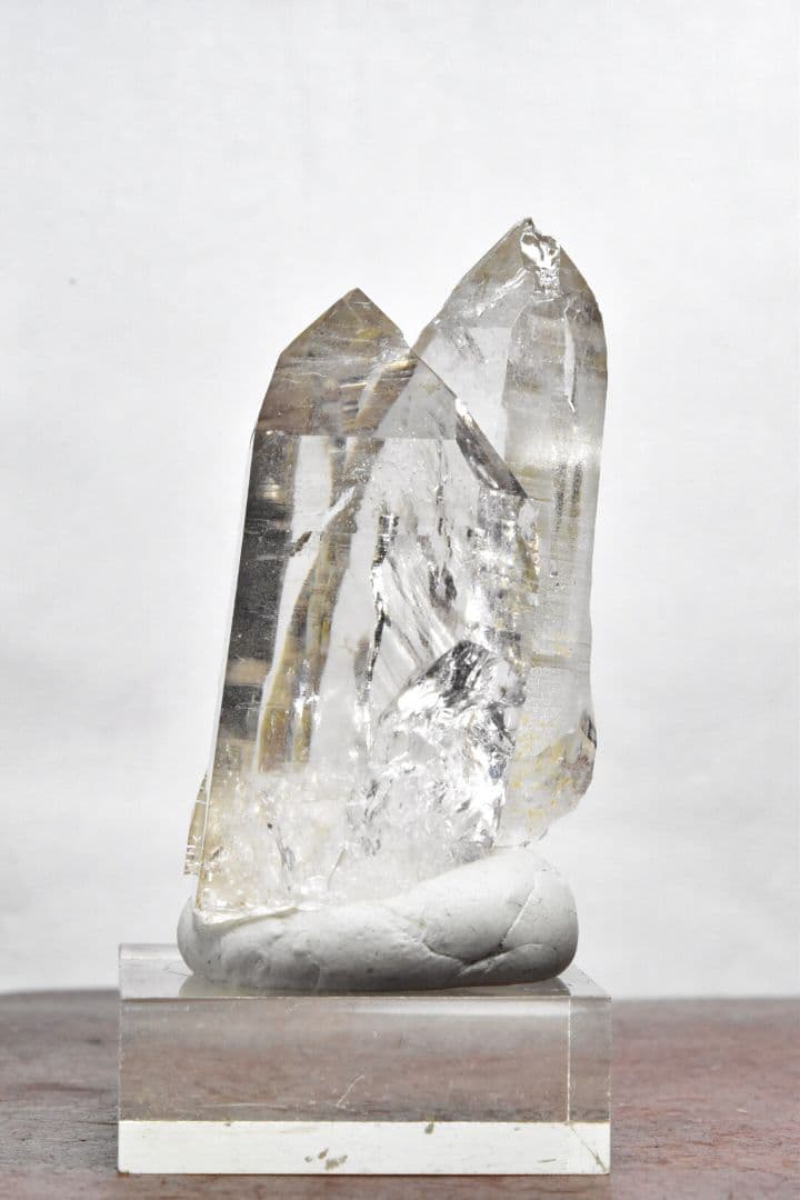 専用ページ パキスタン スカルドゥ シガール渓谷産 ライトスモーキーツイン