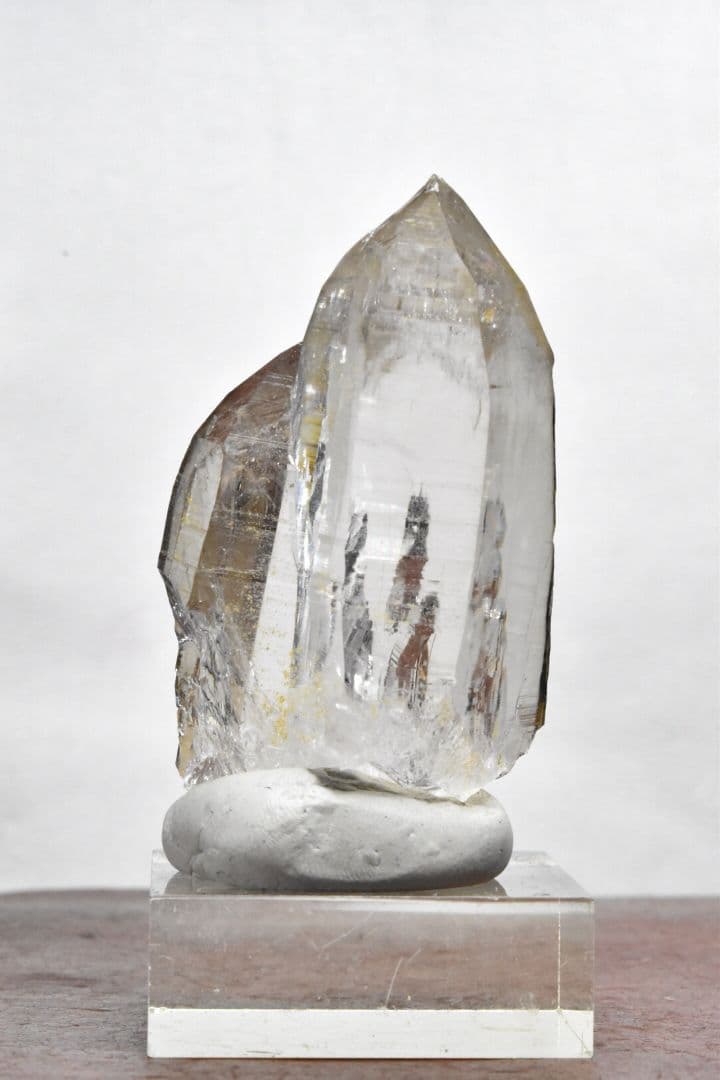 専用ページ パキスタン スカルドゥ シガール渓谷産 ライトスモーキーツイン