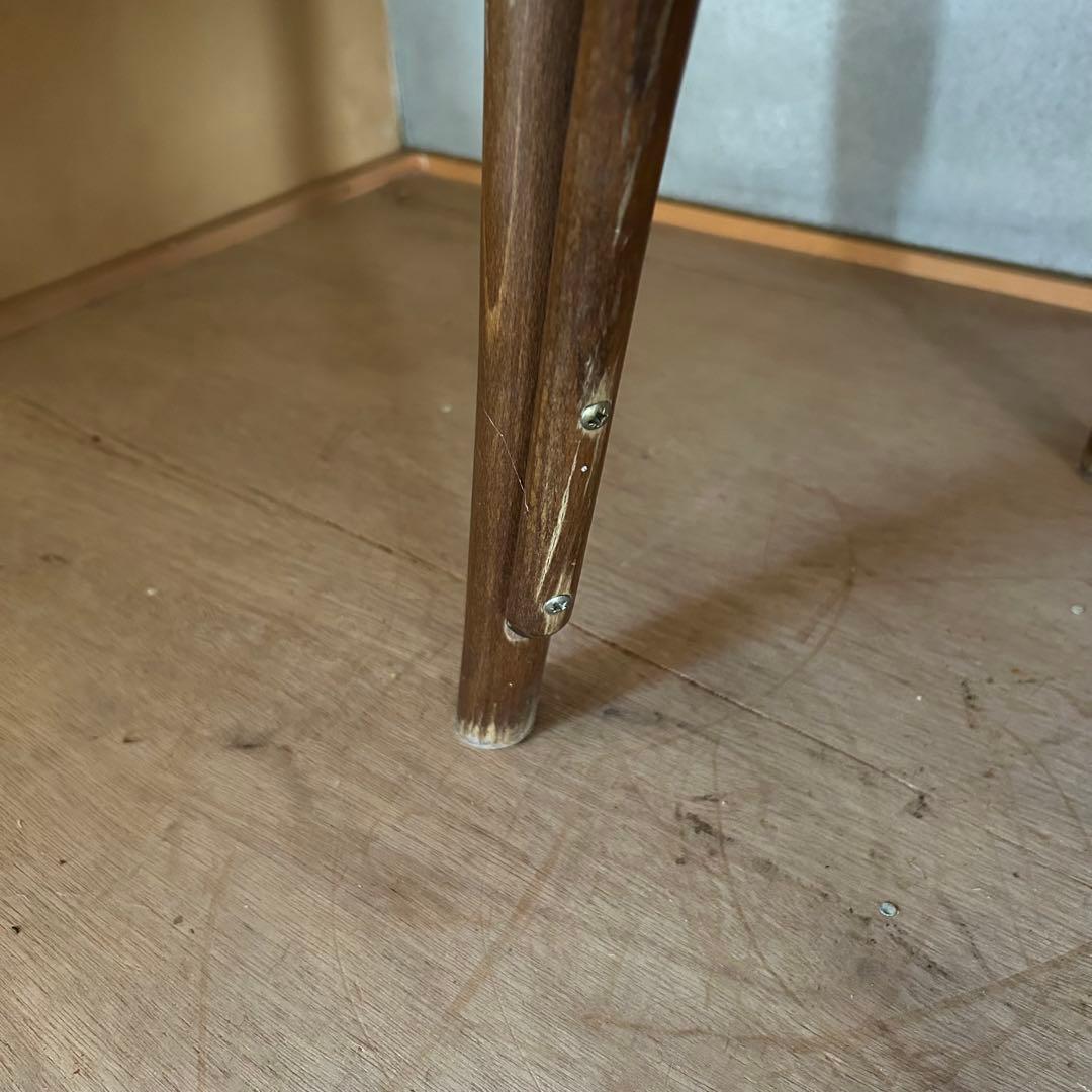 秋田木工 のような 曲木 椅子 b