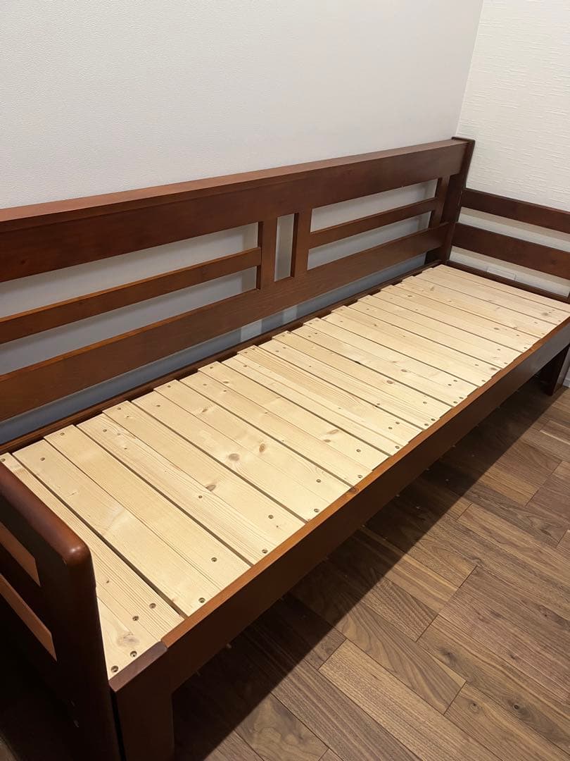 【セール中】天然木　すのこ　ソファベッド　シングル　マットレス