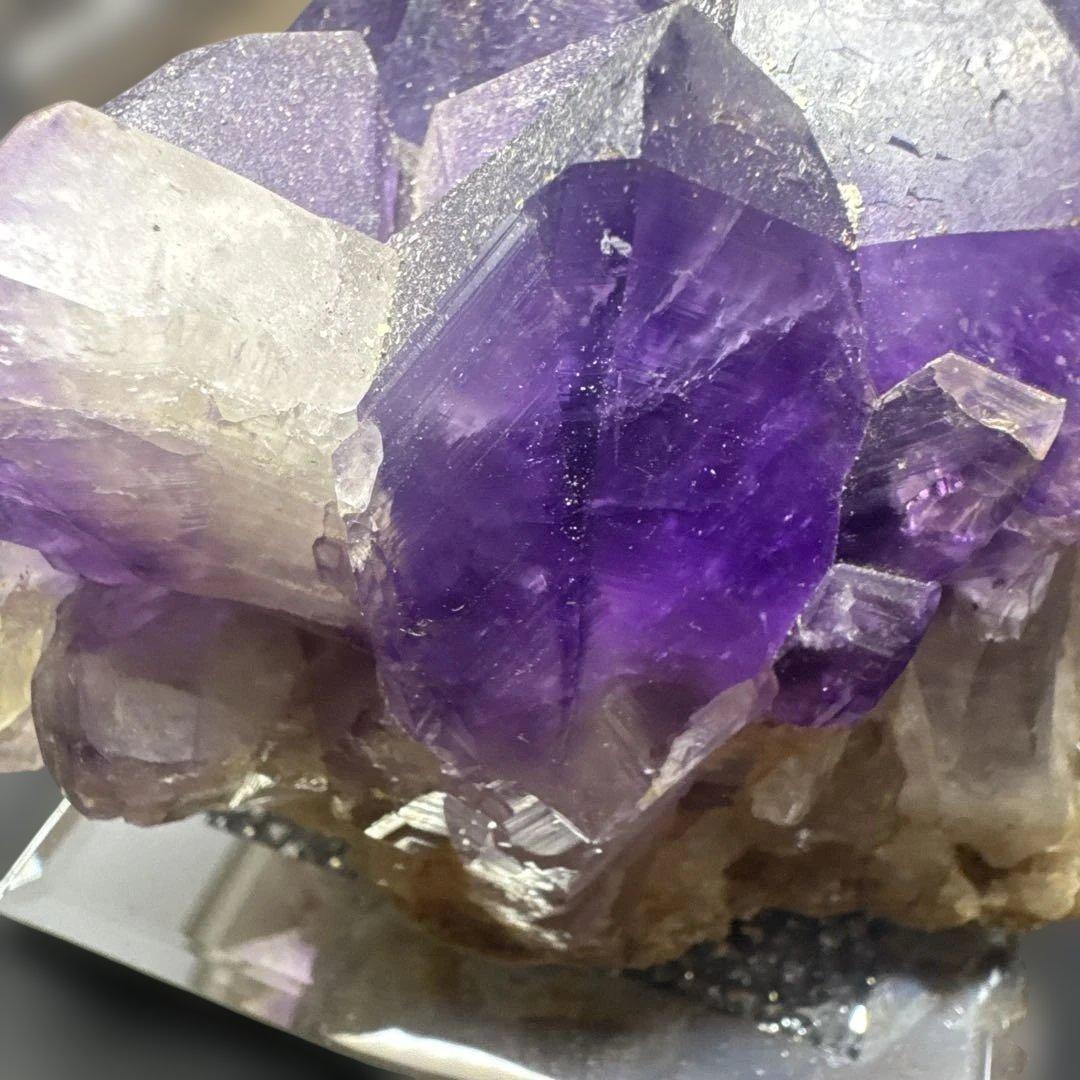 【高品質】ウルグアイ産 濃紫アメジスト 原石 クラスター 台座付