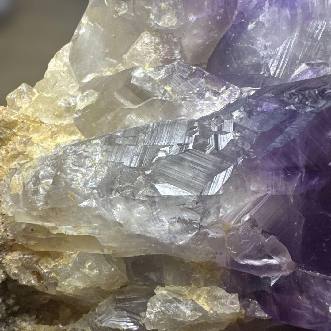 【高品質】ウルグアイ産 濃紫アメジスト 原石 クラスター 台座付