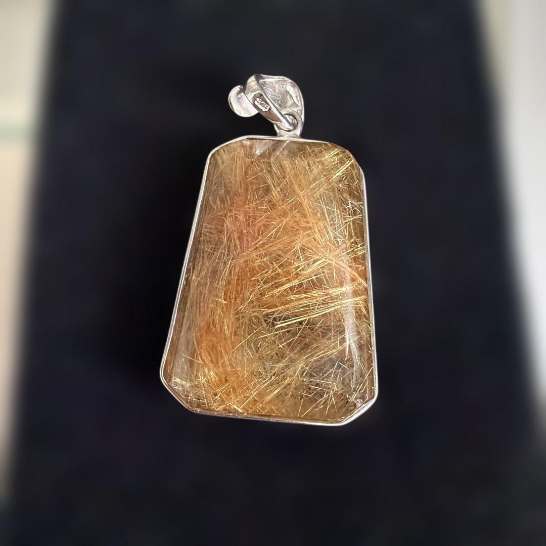 未使用品 ゴールドルチル 、シルバー925。ペンダントトップ