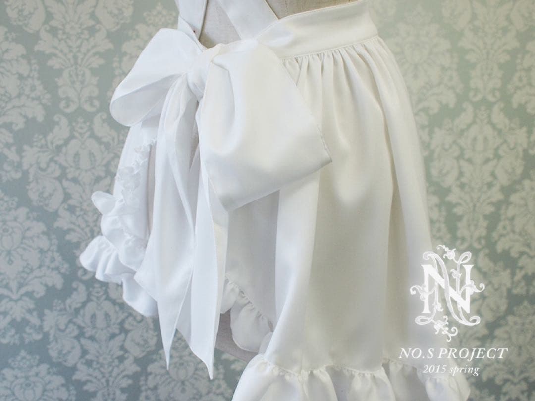 フリルエプロン　ホワイト　NO.S PROJECT　ノスプロジェクト　ノスプロ