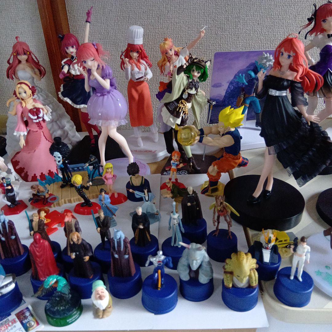 鬼滅の刃美少女フィギュアハンターハンターカード他アニメノンジャンルまとめ売り大量