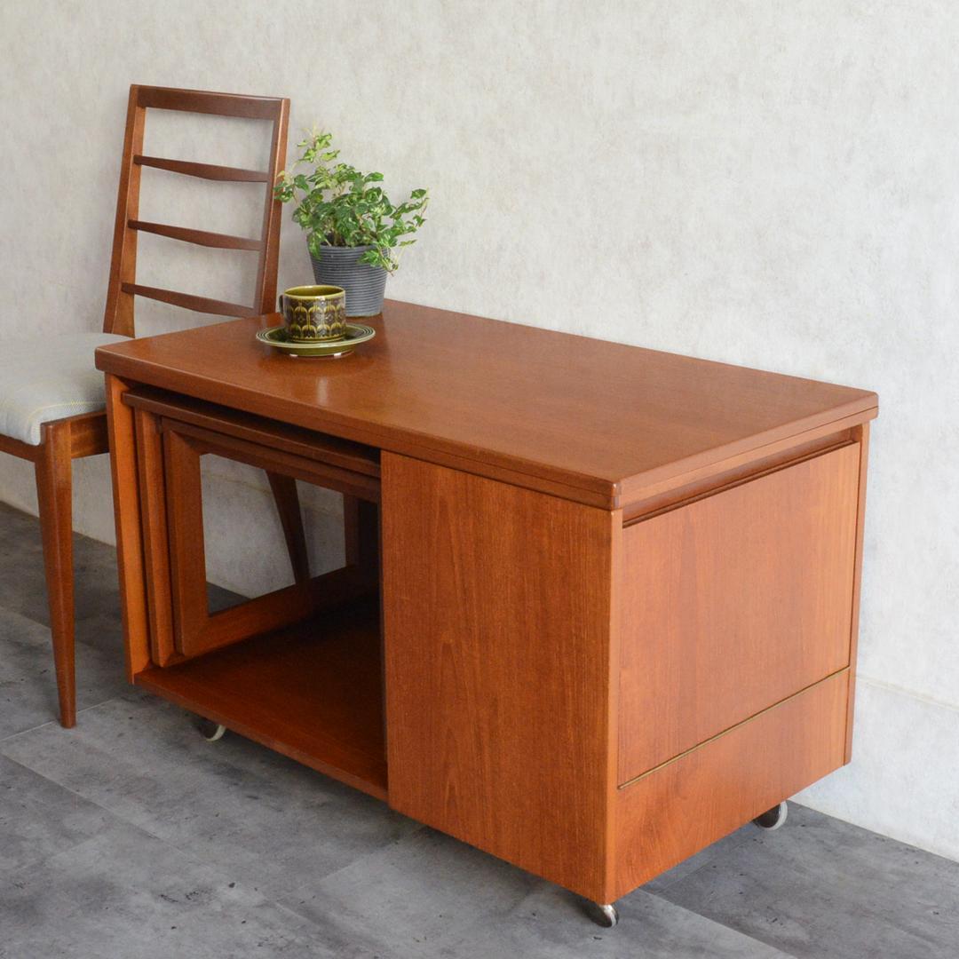 イギリスヴィンテージ チーク エクステンション ネストテーブル キャビネット付