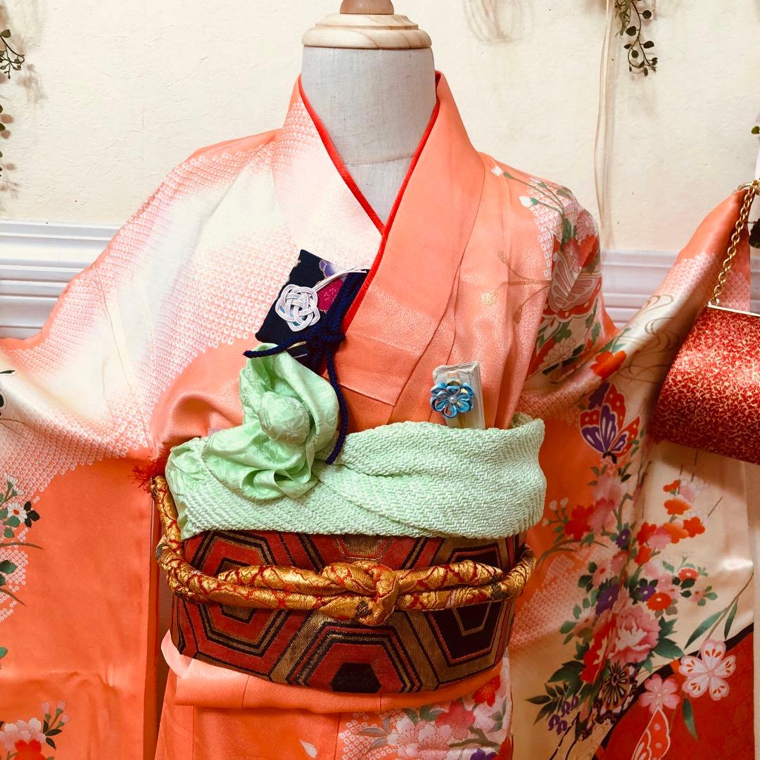七五三 七歳‼️豪華正絹オレンジ系‼️蝶々花桜菊金彩煌びやか‼️安心フルセット