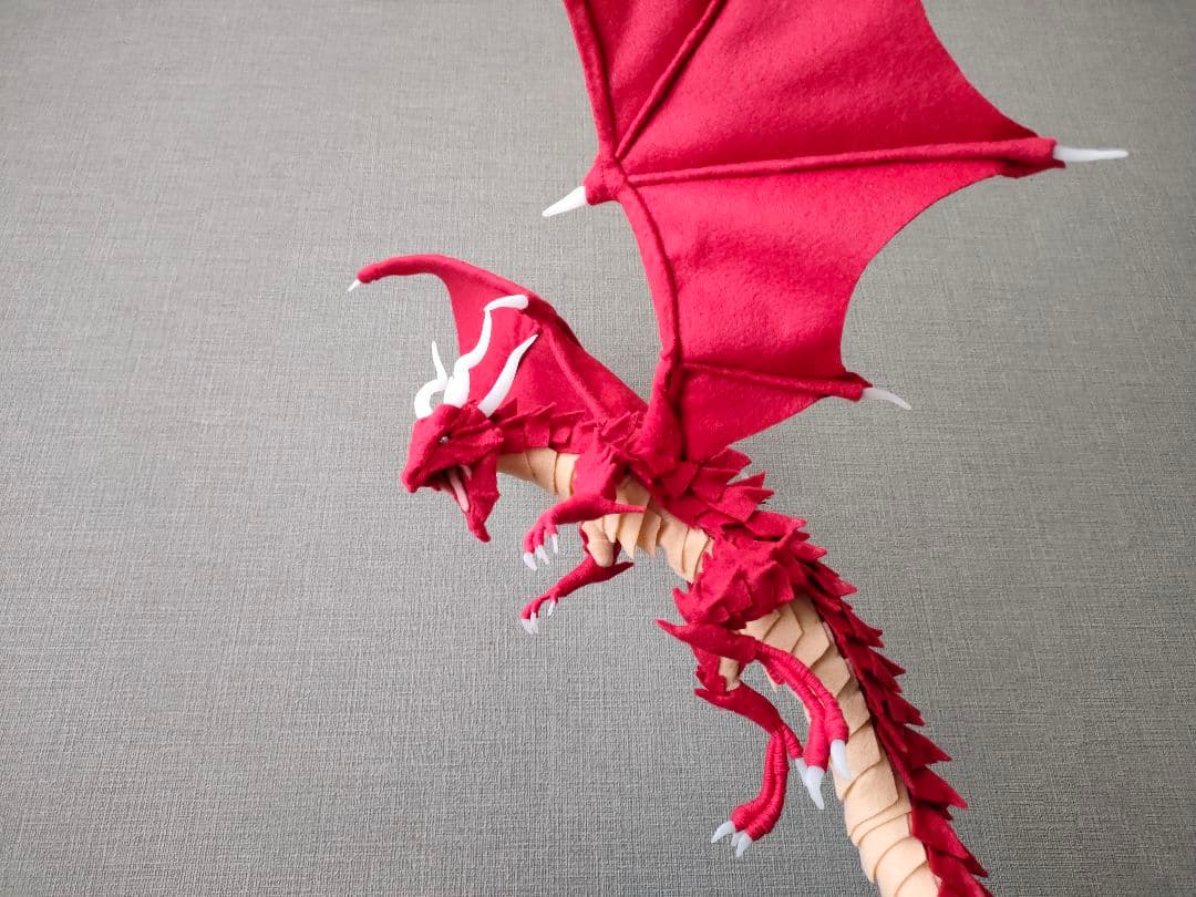 フェルト製エンシェントドラゴン - メルカリ