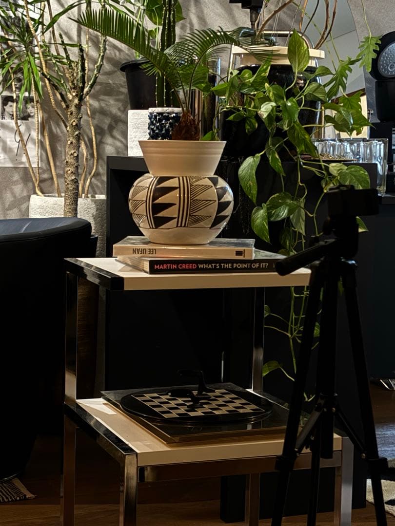 ホワイト2段サイドテーブル　（4枚目イメージ画像有）