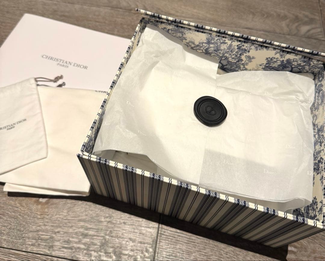 新品/Diorディオール La Colle Noireハンド&ボディソープ