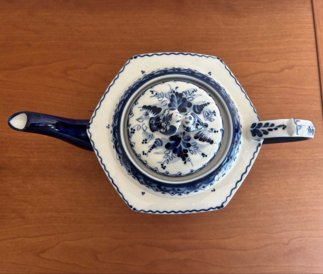 ティーポット&カップ4個セット　グジェリ焼　グジェリ陶器