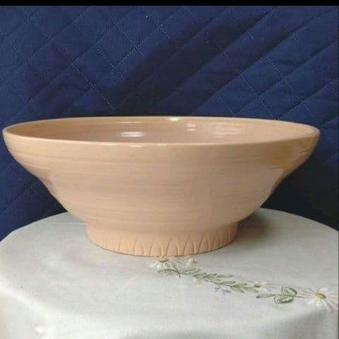 スージークーパー「ピンク・ロータス」大きなボウル(口径31cm)1930年代作品